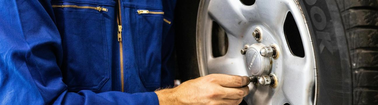 Singh's Tyre &  Auto Centre