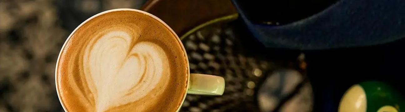 Anjoned Hostel & Cafe